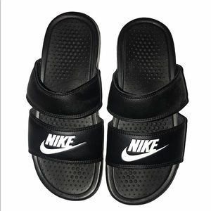 Nike Benassi Duo Ultra Slide Sandals Women's Size